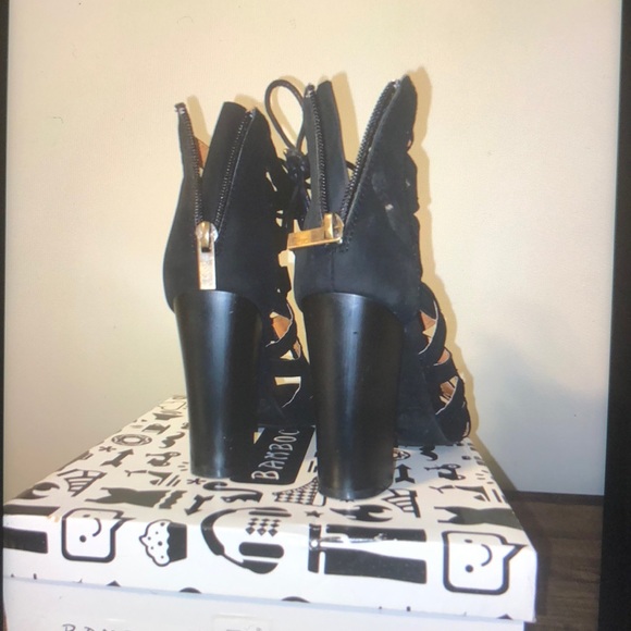 Open Booties - Picture 3 of 5